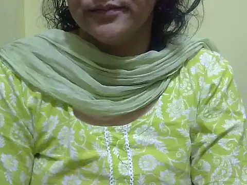 Snapshot of Your_cutiepie_ chatting on March 3, 6:47 pm Your cutiepie online show from March 3, 6:47 pm