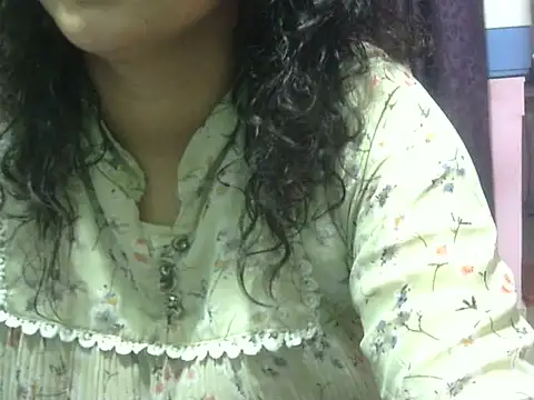 Snapshot of Your_cutiepie_ chatting on June 18, 1:59 pm Your cutiepie online show from June 18, 1:59 pm