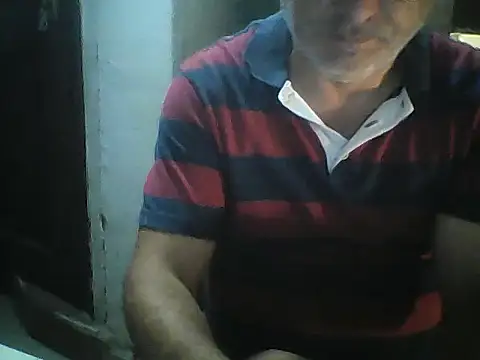 Snapshot of murat7888 chatting on June 8, 10:26 am murat7888 online show from June 8, 10:26 am