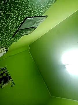 Snapshot of raikanxa123 chatting on February 5, 4:14 pm raikanxa123 online show from February 5, 4:14 pm