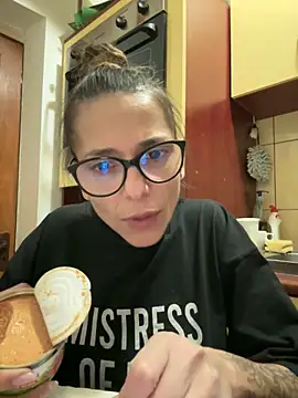 PlayfulShow online show from March 21, 6:40 pm