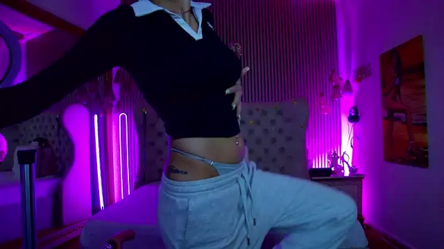 Snapshot of PlayfulShow chatting on March 8, 12:53 pm PlayfulShow online show from March 8, 12:53 pm