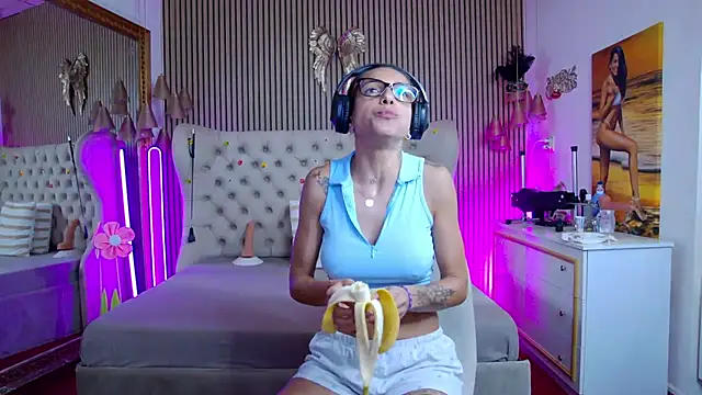 PlayfulShow online show from July 1, 9:44 am