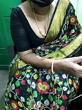 Snapshot of niiveditha chatting on September 15, 2:50 pm niiveditha online show from September 15, 2:50 pm