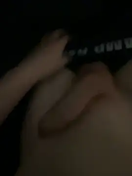 Snapshot of horny_blasen chatting on February 5, 7:20 pm horny blasen online show from February 5, 7:20 pm