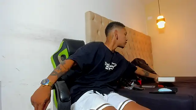 blackdirty420 online show from October 24, 7:10 pm