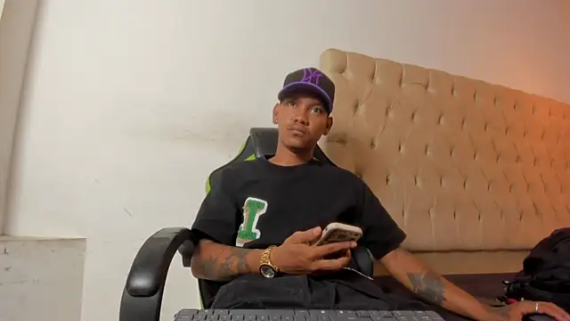 blackdirty420 online show from November 12, 3:23 pm