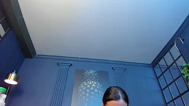 scarlet edwars online show from March 9, 7:18 pm