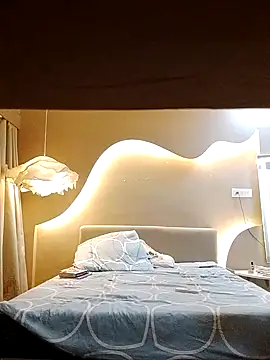 Snapshot of crazyfreaking chatting on October 21, 11:55 am crazyfreaking online show from October 21, 11:55 am