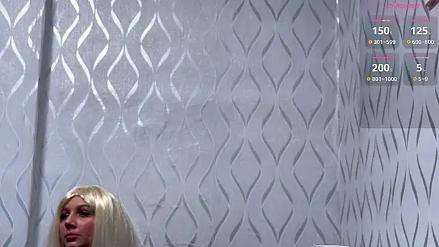 hotamanda01 online show from February 22, 9:37 pm