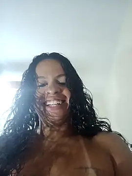 Snapshot of amanda19322 chatting on April 30, 4:13 pm amanda19322 online show from April 30, 4:13 pm