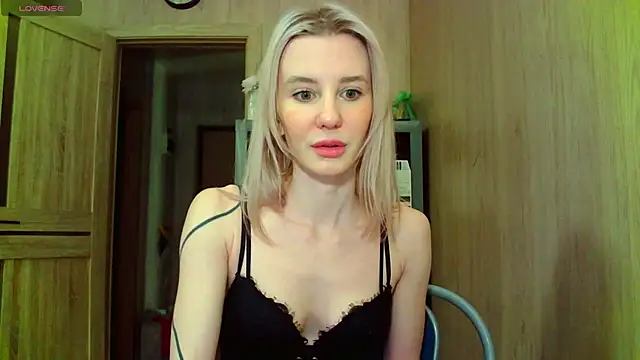 Caramel piegirl online show from February 15, 6:23 pm