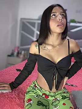 Laura-Khalifa online show from March 9, 8:29 am