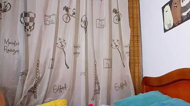 Snapshot of melissa_becraft chatting on February 22, 1:51 am melissa becraft online show from February 22, 1:51 am