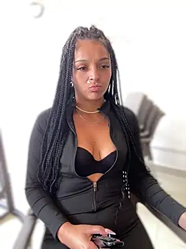 Dulce  Boyd online show from March 3, 1:50 pm