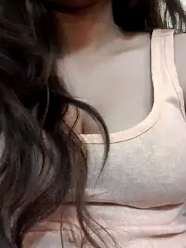 Snapshot of Angelshivani chatting on November 27, 9:28 pm Angelshivani online show from November 27, 9:28 pm