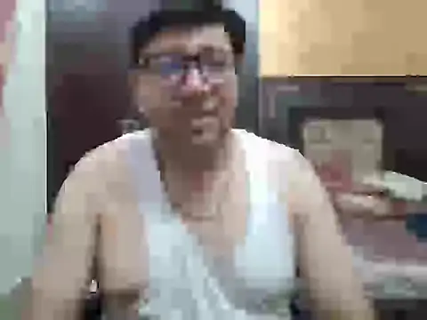 innocentboy1987 online show from February 17, 8:09 am