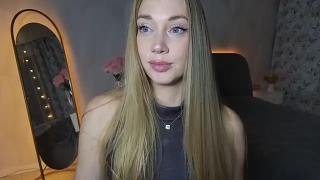 Engel 13 online show from December 3, 2:37 pm