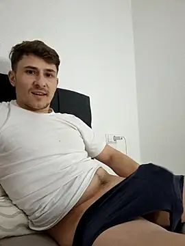 Snapshot of Boddy1301 chatting on March 23, 5:06 pm Boddy1301 online show from March 23, 5:06 pm