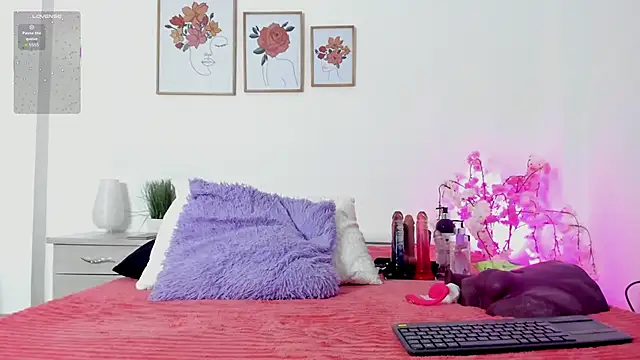 alejandra-cortes online show from November 8, 11:10 am