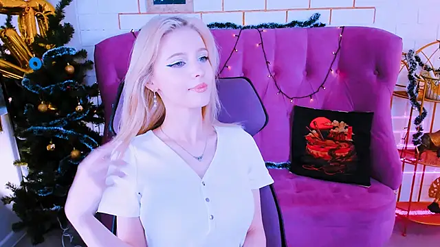 LeonaStane online show from January 10, 5:58 pm