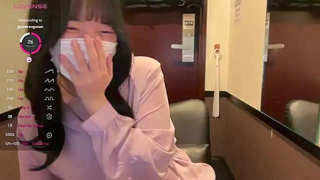 Riri  o0 online show from March 20, 9:15 am