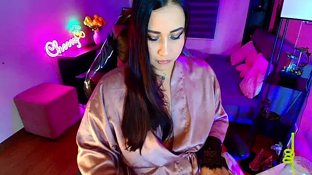 cherryy bombshelll online show from April 7, 5:08 am