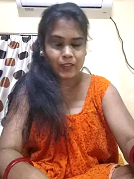 Snapshot of BOLDBEAUTY09 chatting on February 17, 2:48 pm BOLDBEAUTY09 online show from February 17, 2:48 pm