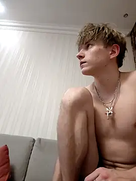 And25bn online show from November 3, 8:54 pm