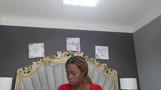 LindaBird online show from March 16, 11:27 am