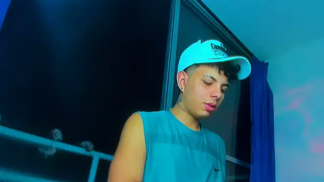 Alessandro 1610 online show from November 3, 4:25 am