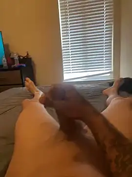 Snapshot of bigdickbigdaddy7373 chatting on February 28, 7:03 pm bigdickbigdaddy7373 online show from February 28, 7:03 pm