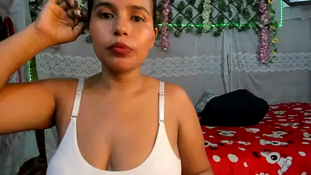Snapshot of leandro49112 chatting on October 7, 5:21 pm leandro49112 online show from October 7, 5:21 pm