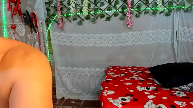 Snapshot of leandro49112 chatting on October 8, 6:38 pm leandro49112 online show from October 8, 6:38 pm