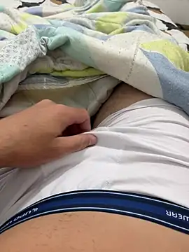 Snapshot of MateusBH123 chatting on January 18, 10:13 pm MateusBH123 online show from January 18, 10:13 pm