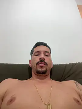 Snapshot of MateusBH123 chatting on March 26, 8:25 pm MateusBH123 online show from March 26, 8:25 pm