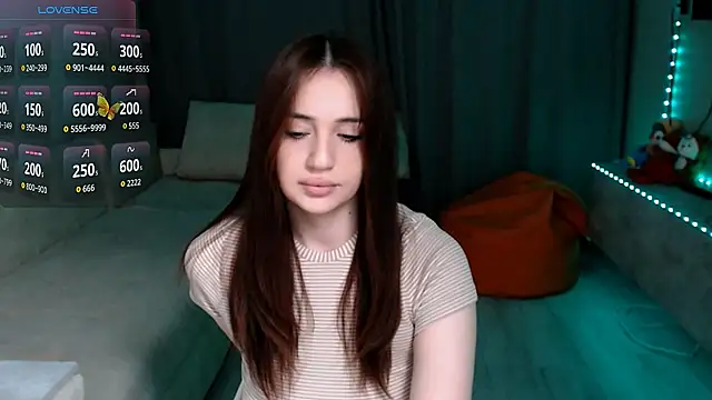 Lea Atreides online show from November 10, 5:28 am