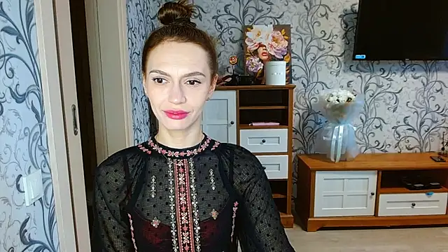 Lady Sunshine  online show from October 15, 6:35 am