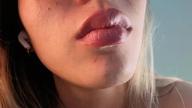 Carolblonde online show from March 5, 11:12 pm