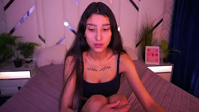 CharmMocco online show from January 15, 3:05 pm