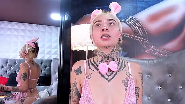 miss   angel online show from February 10, 9:15 pm