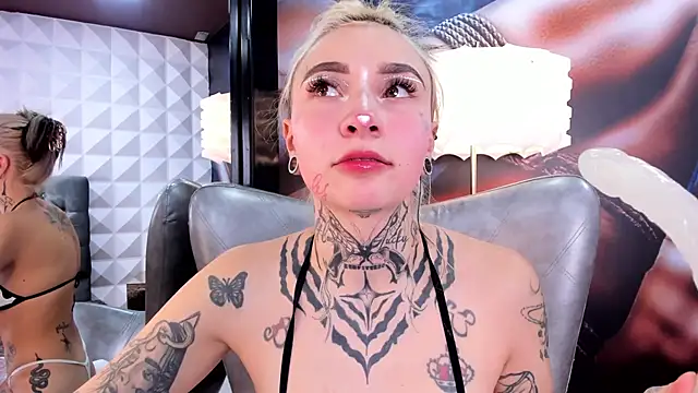 miss   angel online show from February 24, 6:04 pm