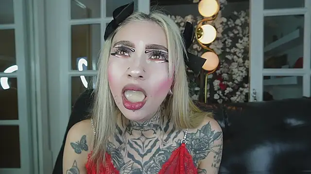 miss   angel online show from February 3, 11:04 am