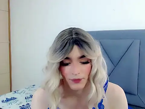 dominic 00 online show from November 9, 8:40 pm