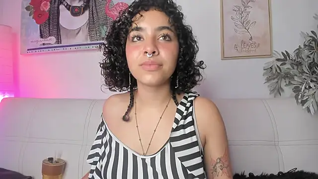 Dhalila  online show from March 13, 4:38 am