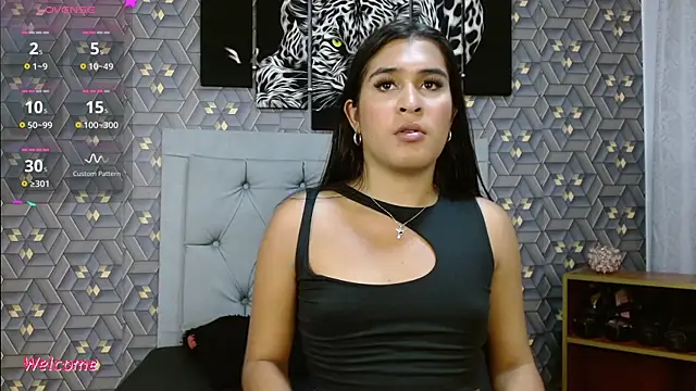 Selena fox7 online show from March 22, 7:53 pm