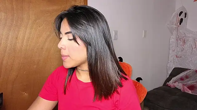 Maryybellax online show from October 23, 10:41 pm