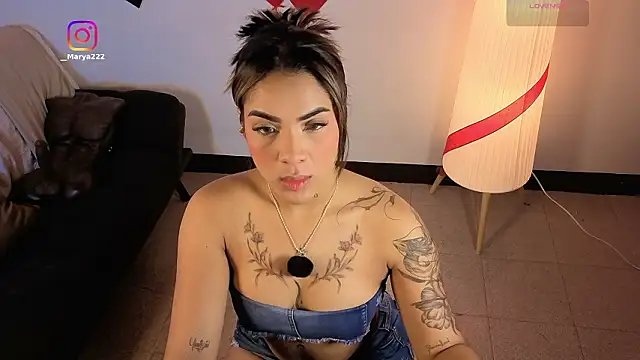 Maryybellax online show from February 21, 11:17 pm