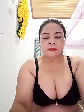 Snapshot of Baby-bigtits2024 chatting on February 18, 1:11 pm Baby-bigtits2024 online show from February 18, 1:11 pm