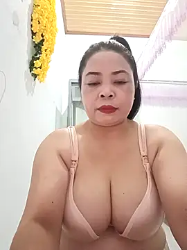 Snapshot of Baby-bigtits2024 chatting on February 22, 2:08 pm Baby-bigtits2024 online show from February 22, 2:08 pm